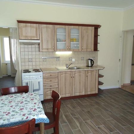 Apartman Nostalgie เตลช์ ภายนอก รูปภาพ